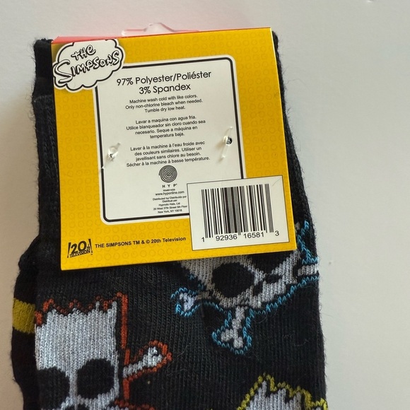 4 pairs of The Simpson Socks - Picture 5 of 6